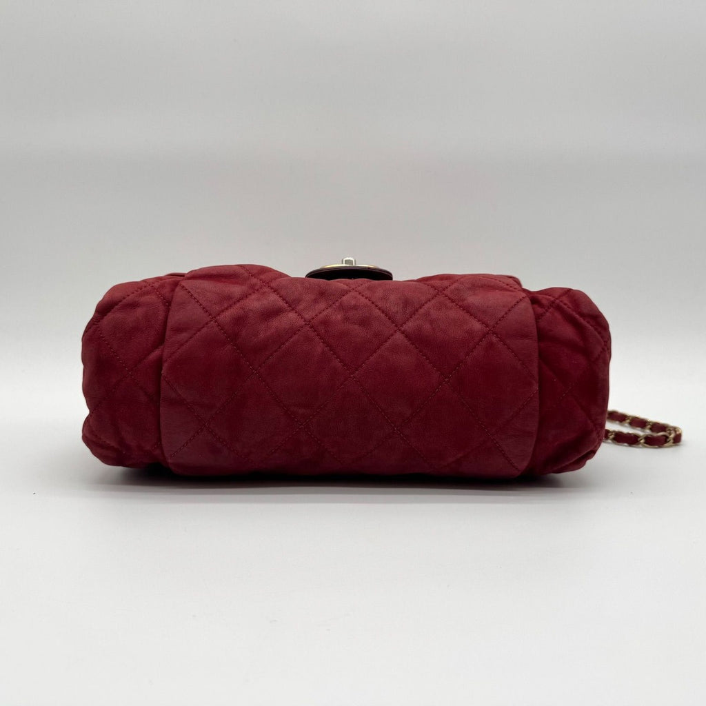 Chanel Shoulder Bag Quilted CC Logo Turnlock Gold Chain Leather Red Seal — view 6