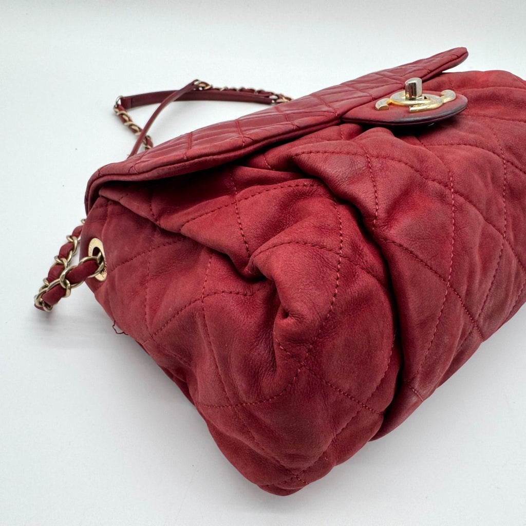 Chanel Shoulder Bag Quilted CC Logo Turnlock Gold Chain Leather Red Seal — view 7