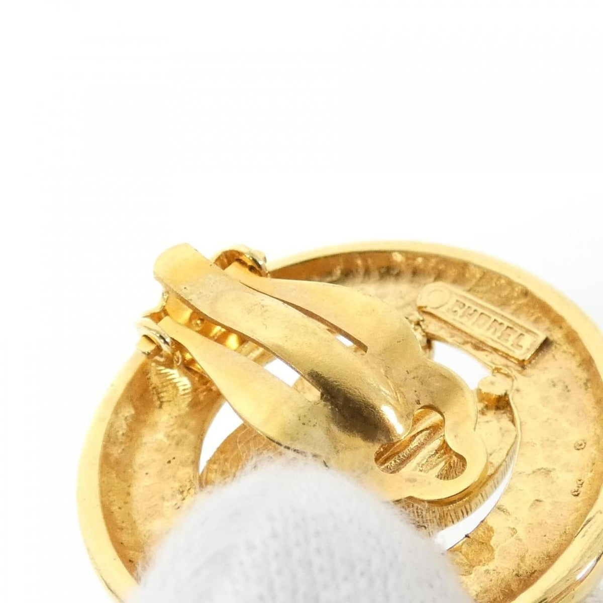 Chanel Vintage Earrings Gold — view 3