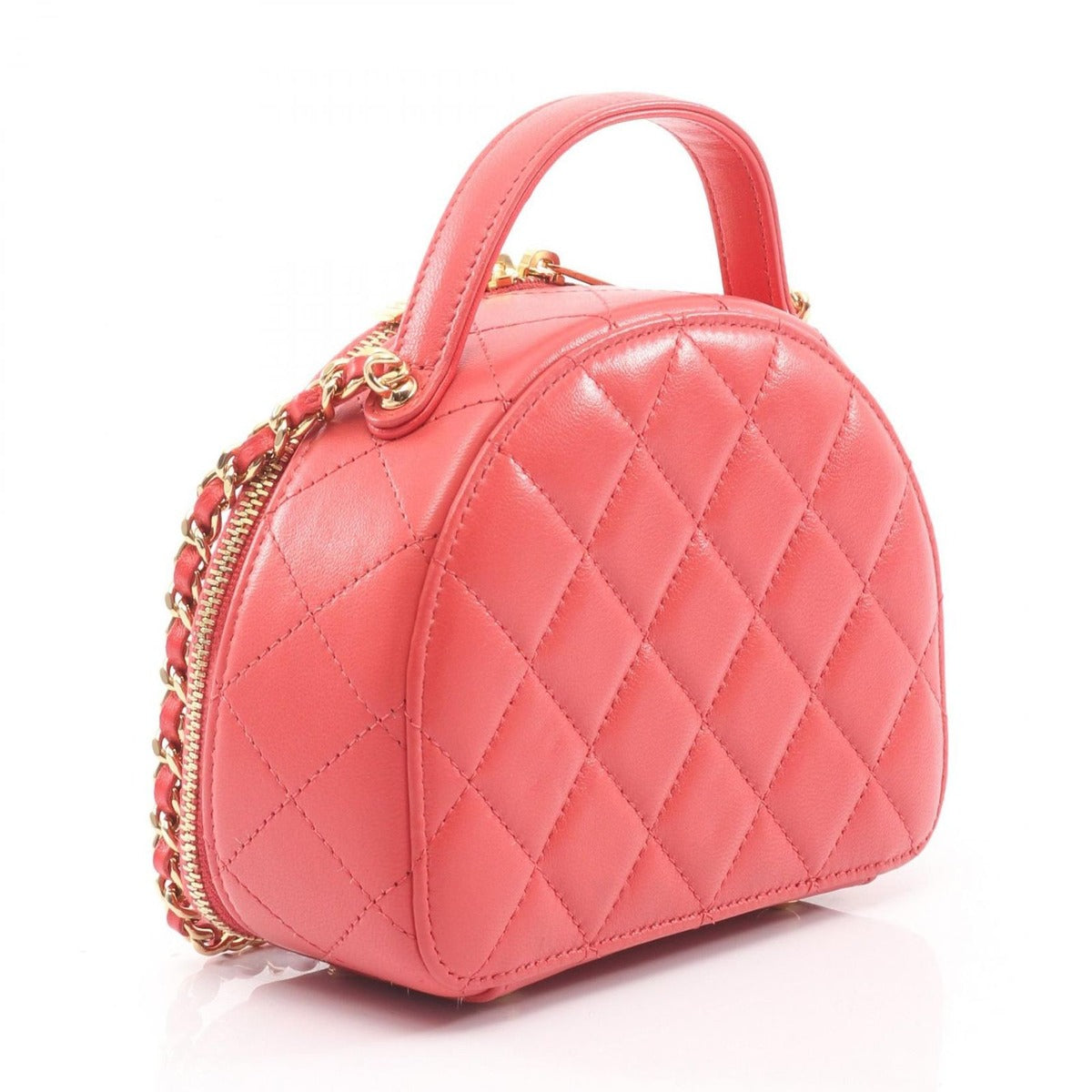Chanel Shoulder Bag Quilted Red Lambskin — view 2