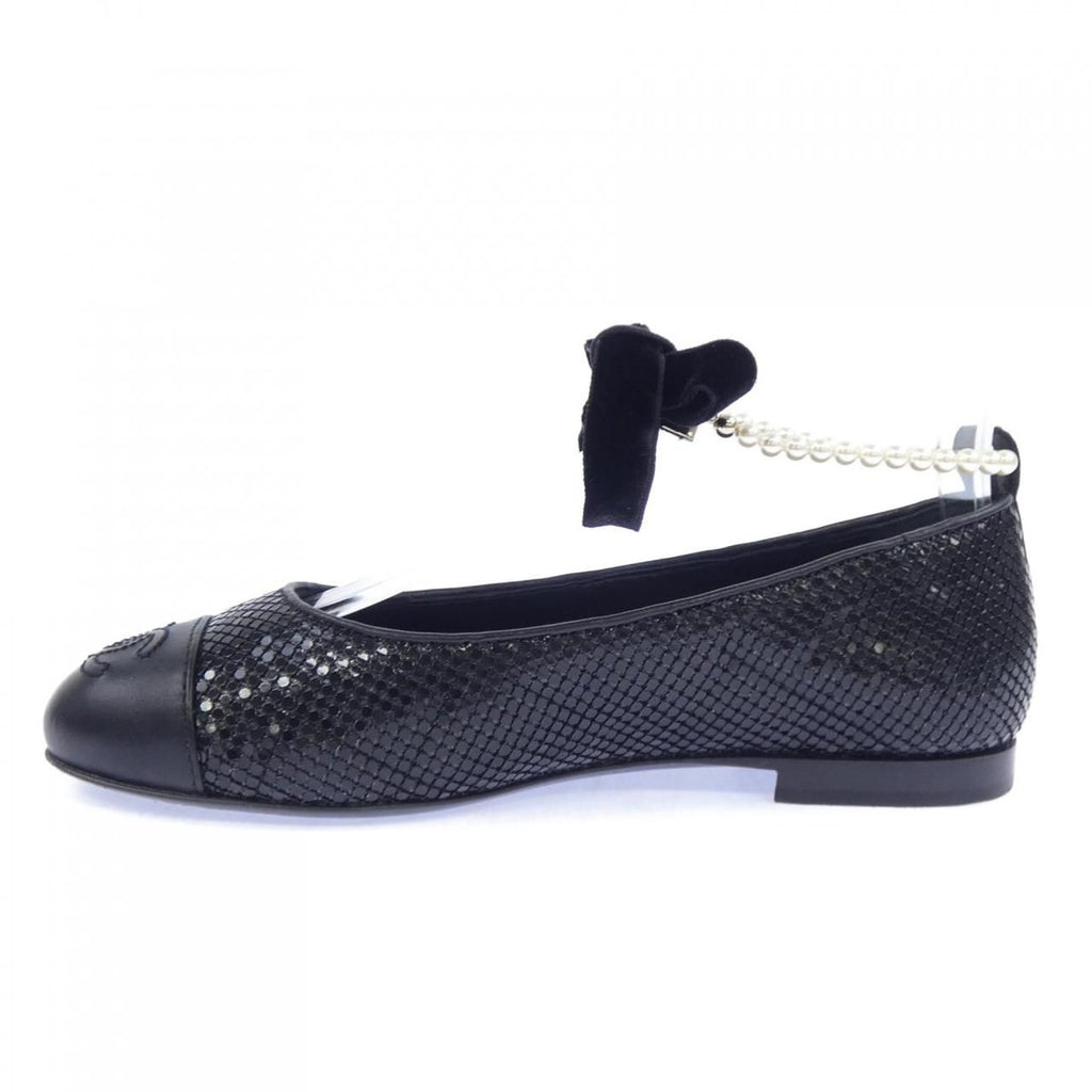 Chanel Ballet Flats Flat Shoes — view 2