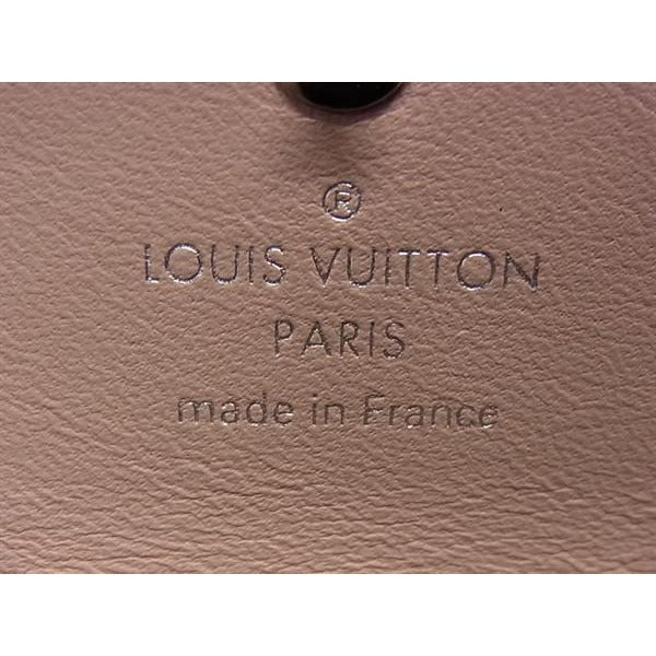 Louis Vuitton Key Case Multicles 4 Rose Jasmine Pinkish Monogram Mahina — view 5