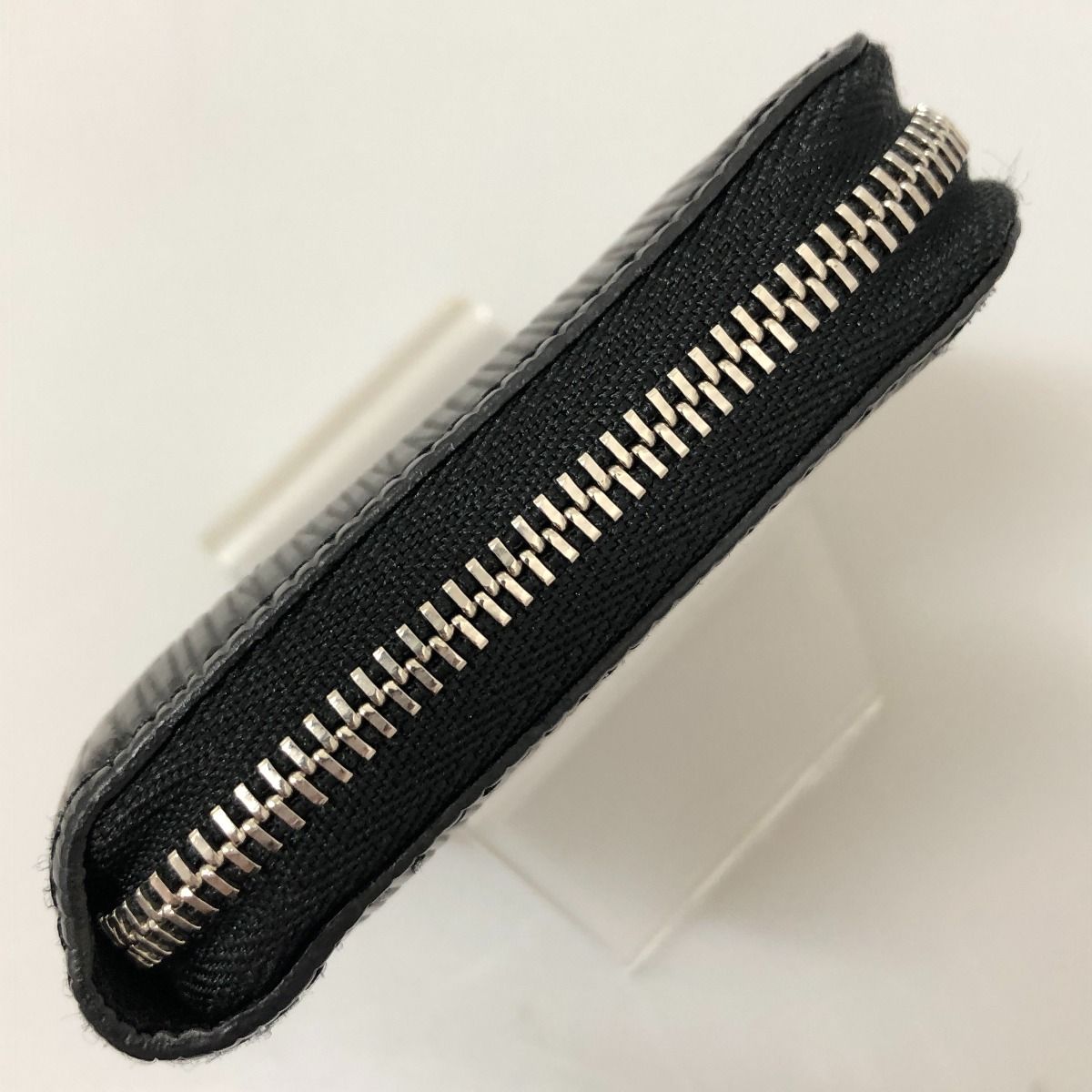 Louis Vuitton Epi Zippy Coin Purse Case Main Item Only Black — view 6