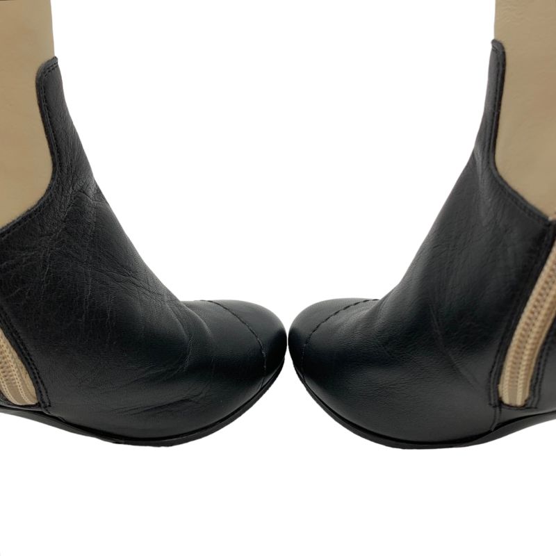 Chanel Coco Mark Short Boots Size 34 Bicolor 0180 — view 5
