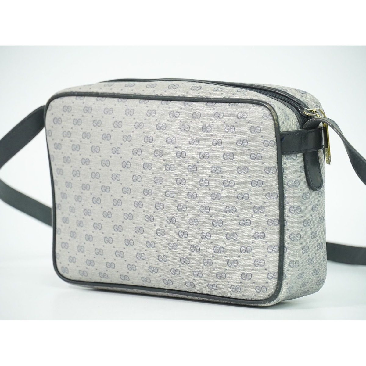 Gucci Vintage Micro GG Shoulder Bag Pochette Gray Navy — view 2