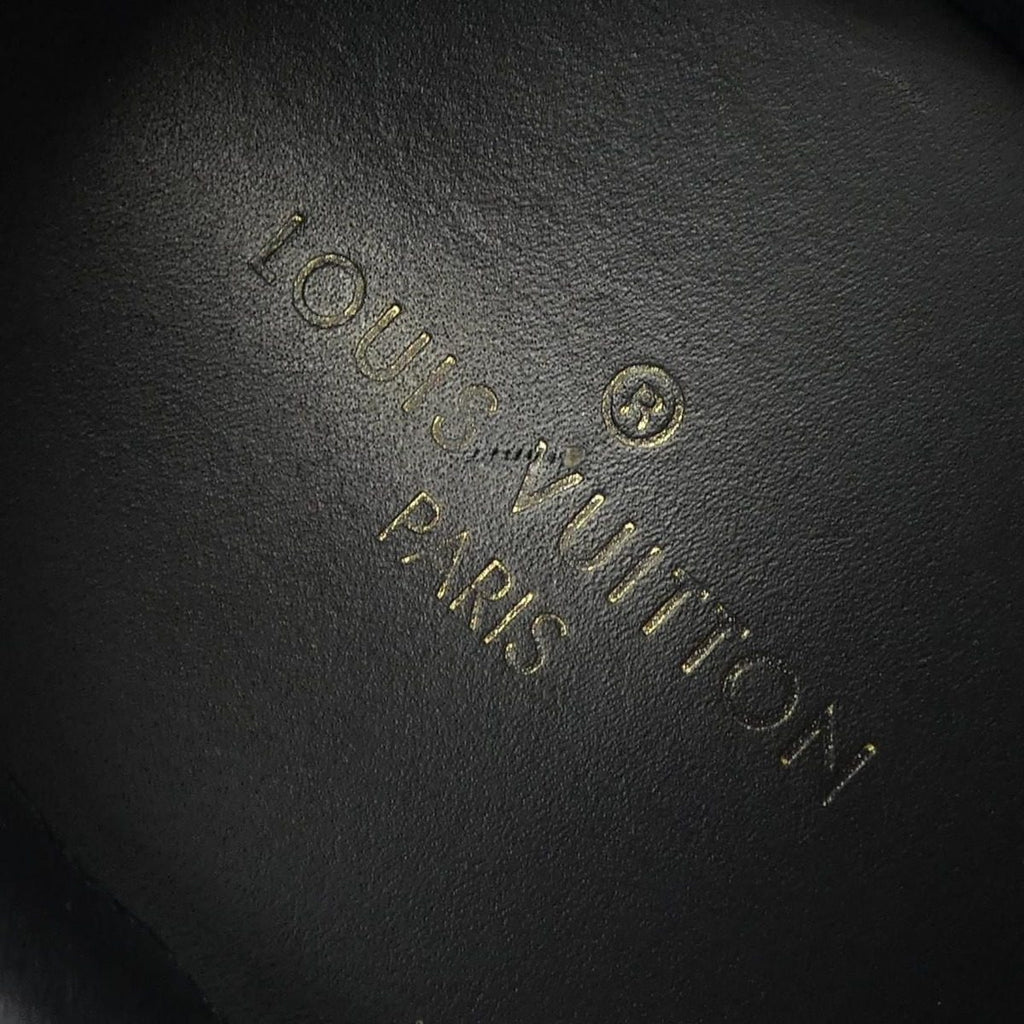 Louis Vuitton Run Away Line Sneakers — view 6