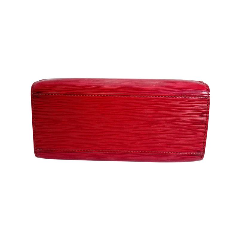 Louis Vuitton Pont Neuf Handbag Epi Red — view 4