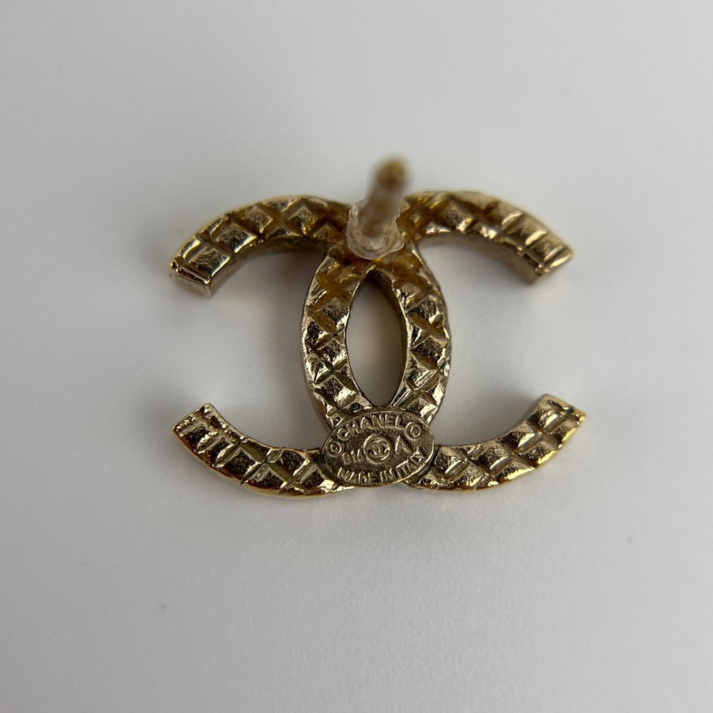 Chanel CC Logo Earrings Gold Vintage — view 6