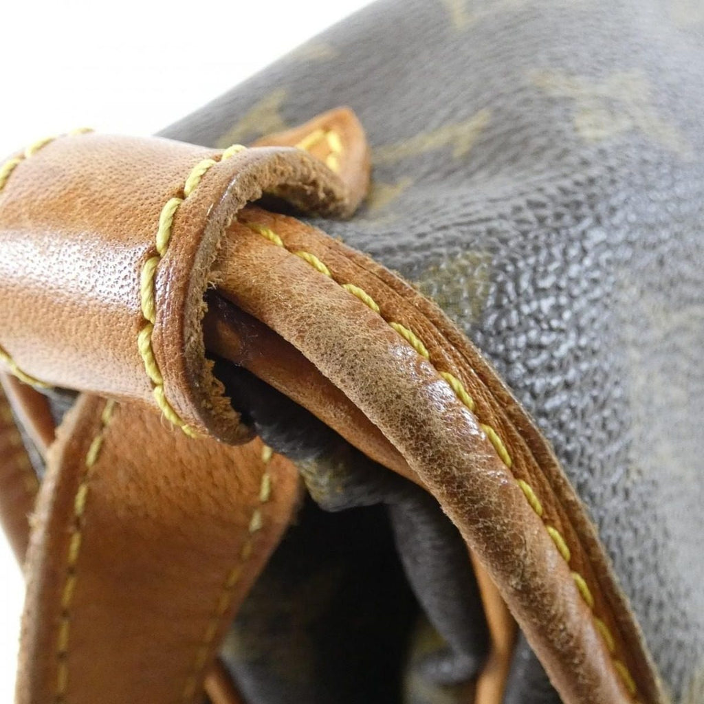 Louis Vuitton Monogram Saumur 30 cm — view 5