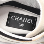 Chanel Sneakers CC Logo Silver Leather — view 5