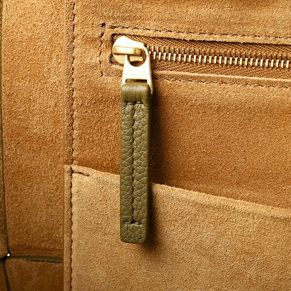 Bottega Veneta Handbag Arco Medium Khaki — view 9