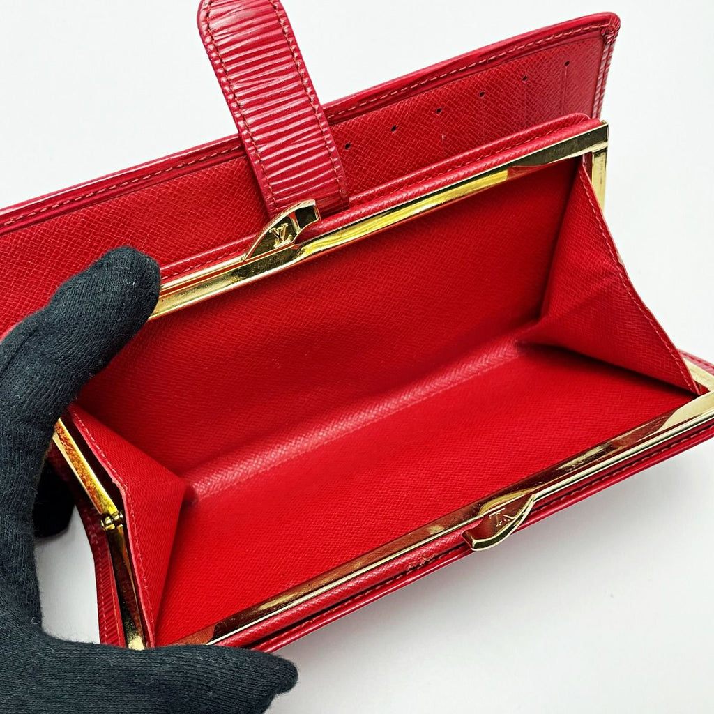 Louis Vuitton Epi Continental Viennois Red Bifold Long Wallet — view 4