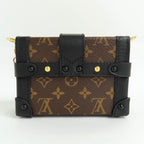 Louis Vuitton Essential Trunk Monogram Chain Shoulder Bag Party — view 3