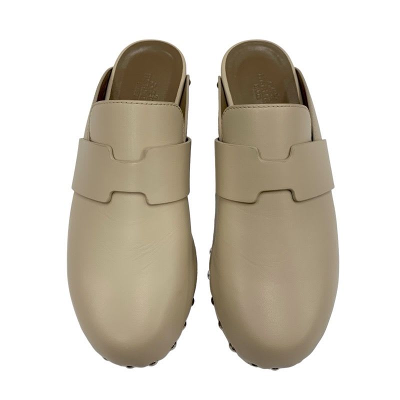 Hermes Karya Sandals Shoes Leather Wood Beige Studded Mules Sabot — view 2