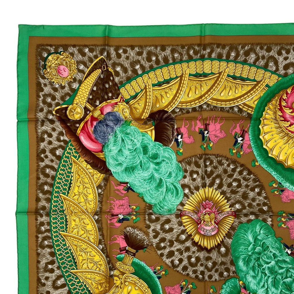 Hermes Carre 90 Casques Et Plumets Faceless Helmet Green Scarf 100% Silk — view 2