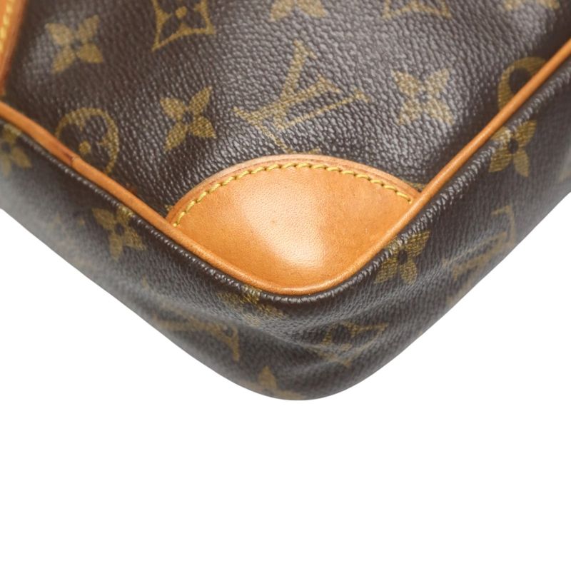 Louis Vuitton Monogram Shoulder Bag Danube — view 7