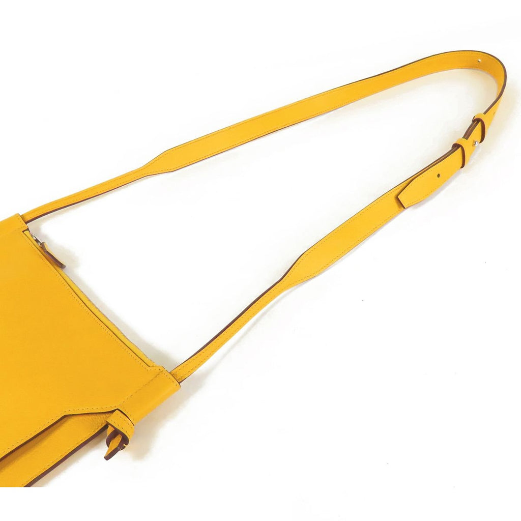 Hermes Ultrapla 24 Jaune Naple Silver Evercolor Bandouliere Shoulder Bag — view 4