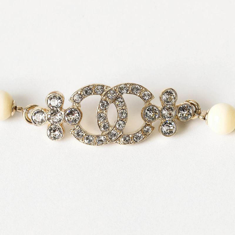 Chanel Bracelet Gold White — view 4