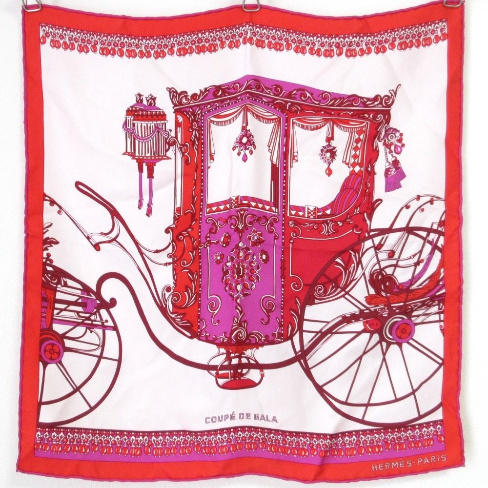 Hermes Coupe de Gala Carre 45 Silk Scarf Red