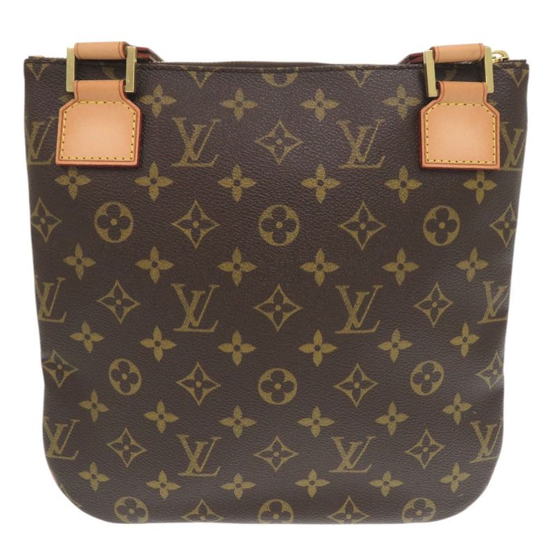 Louis Vuitton Pochette Vosfort Monogram Brown Shoulder Bag 0418 — view 2