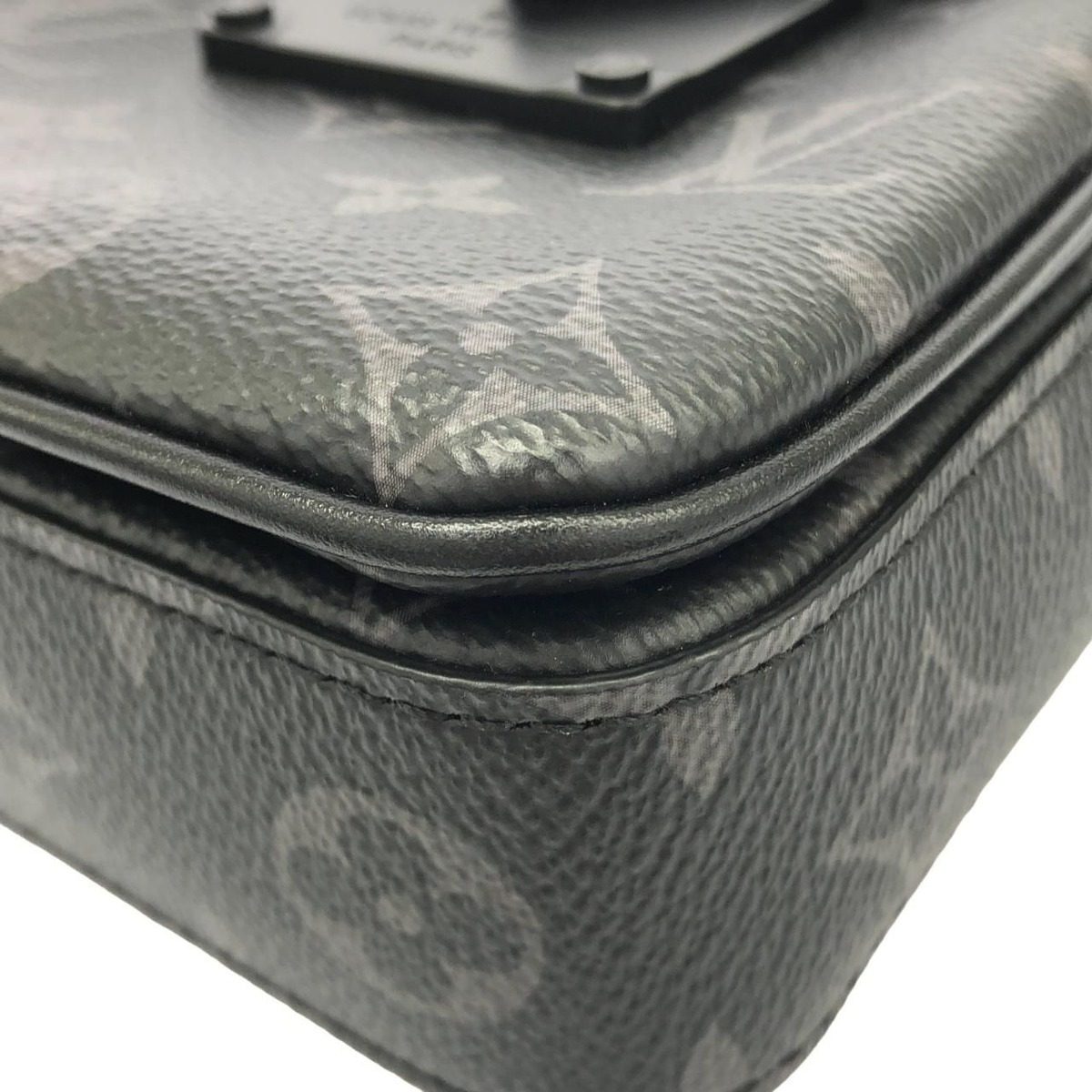 Louis Vuitton Monogram Eclipse S Rock Vertical Wearable Wallet — view 3
