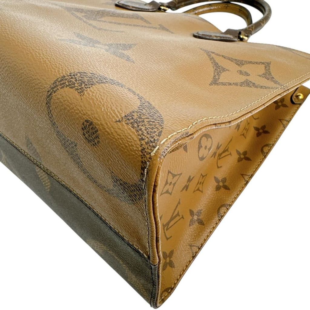 Louis Vuitton Monogram Giant Reverse Handbag On The Go MM Tote Bag — view 8
