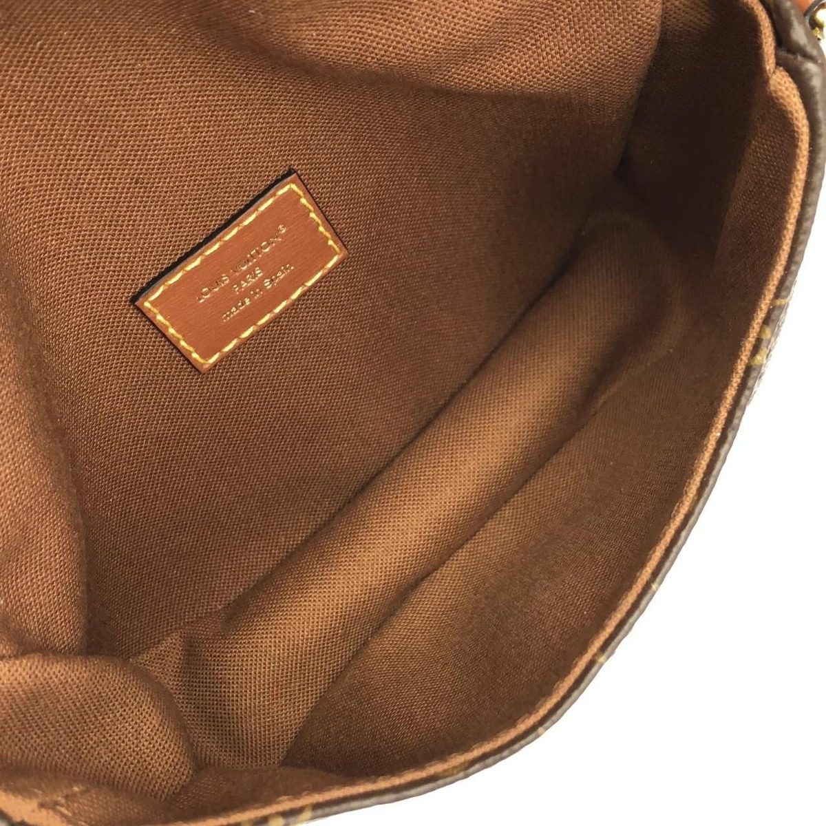 Louis Vuitton Monogram Solo Shoulder Bag — view 7