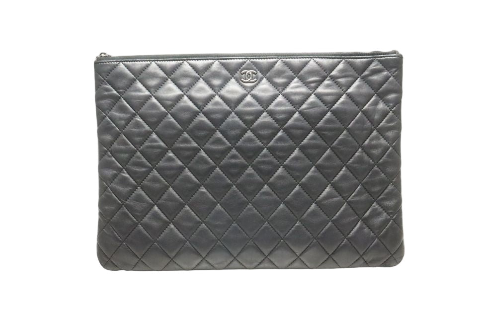 Chanel 22 Quilted Lambskin Clutch