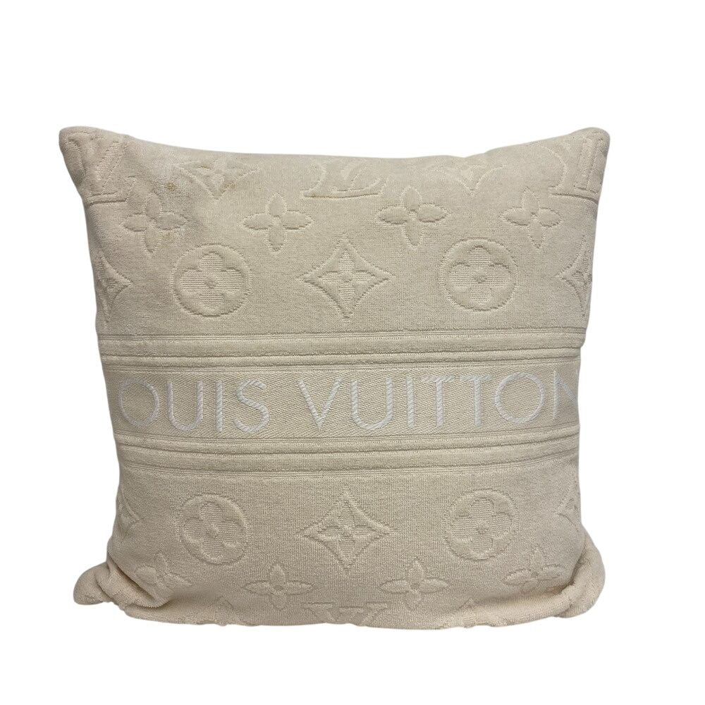 Louis Vuitton Coussin LV Vacation Interior