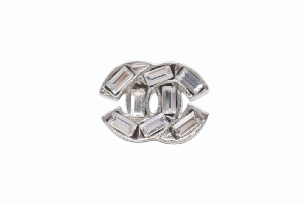 Chanel CC Logo Earrings Rhinestone Silver Color 01 — view 2