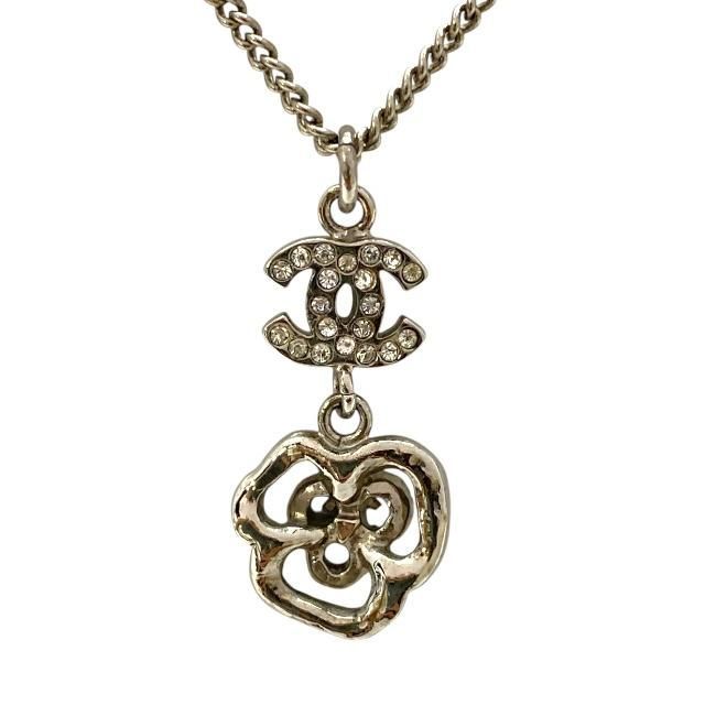 Chanel Accessory Small Coco Mark Camellia Metal — view 3