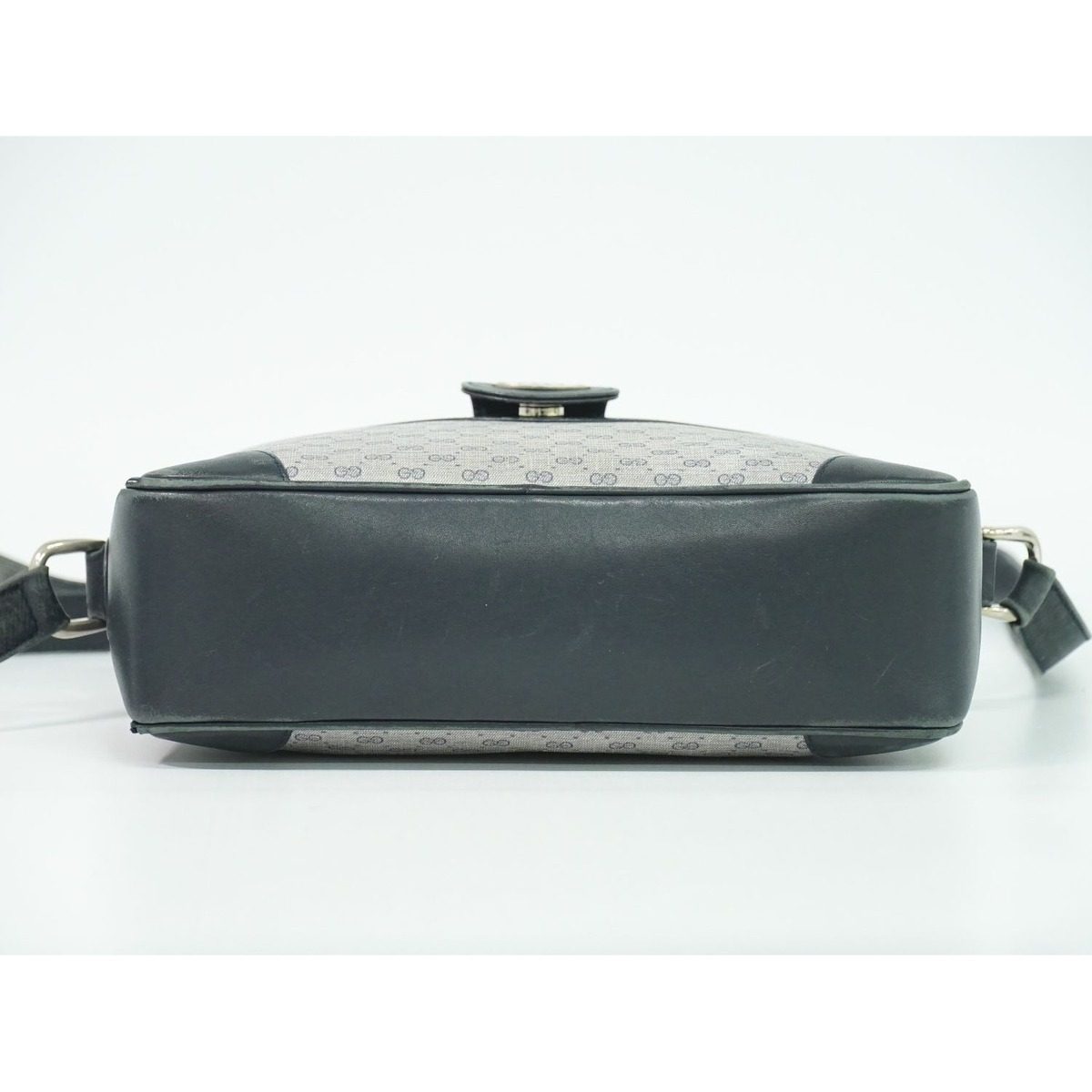 Gucci Vintage Micro GG Shoulder Bag Pochette Gray Navy — view 3