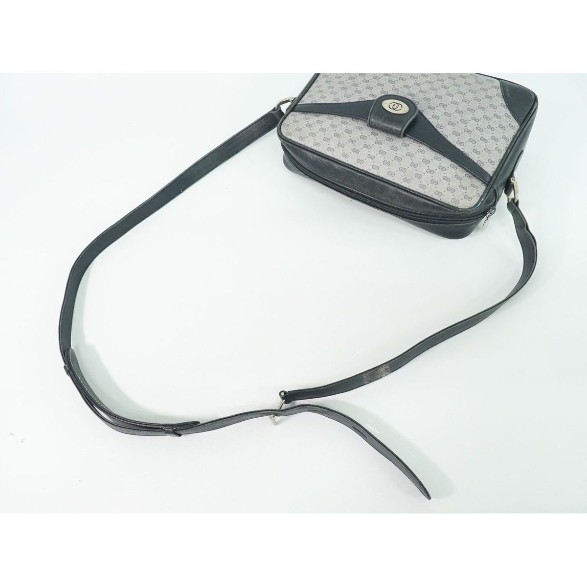 Gucci Vintage Micro GG Shoulder Bag Pochette Gray Navy — view 4