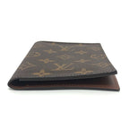 Louis Vuitton Passport Case Monogram Couverture NM — view 3