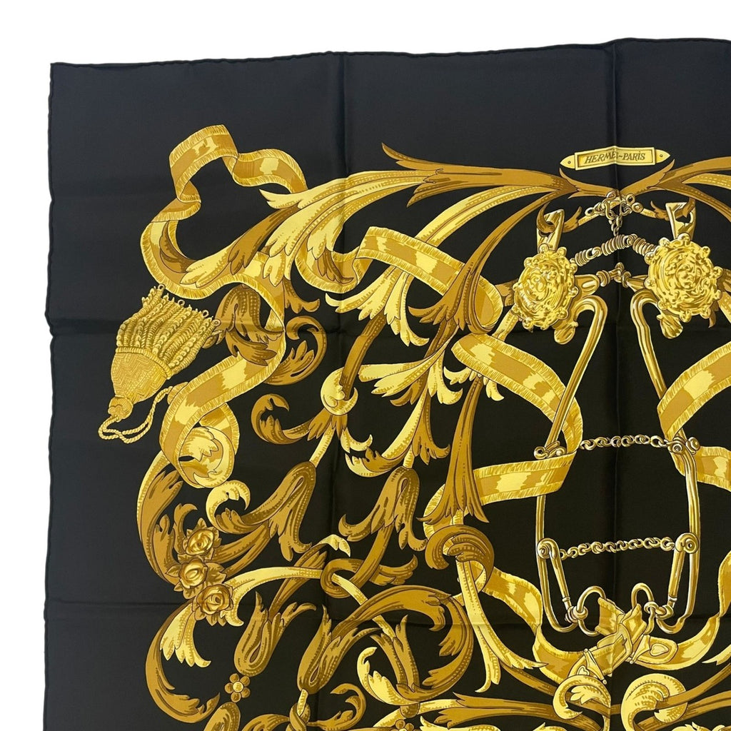 Hermes Scarf Silk Carre 90 Lemors a la Conetable Elegance Gold Black — view 2
