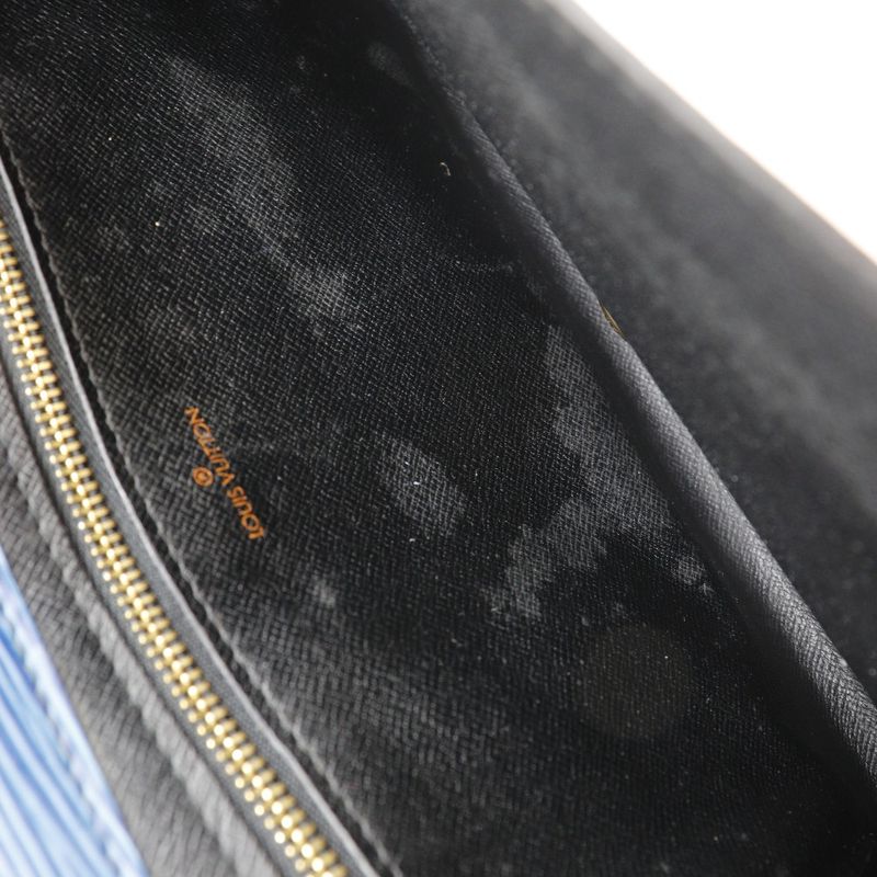 Louis Vuitton Art Deco Second Bag Epi Leather Toledo Blue Clutch — view 7
