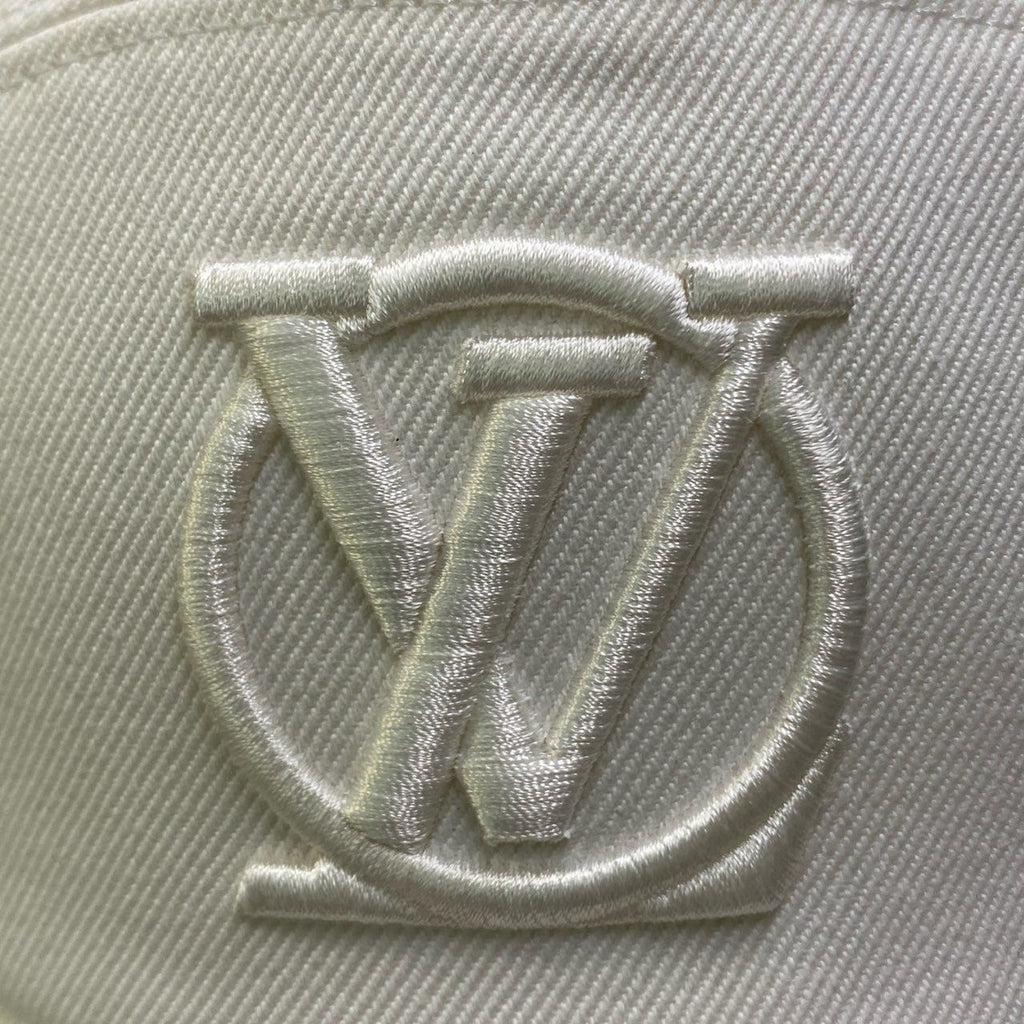 Louis Vuitton Logo City Cap Hat White — view 7