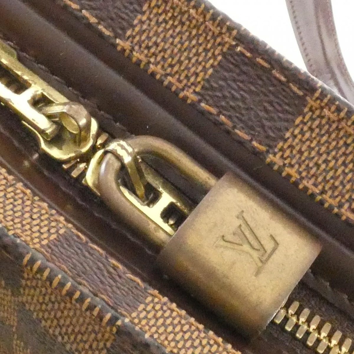 Louis Vuitton Damier Shoulder Bag — view 5