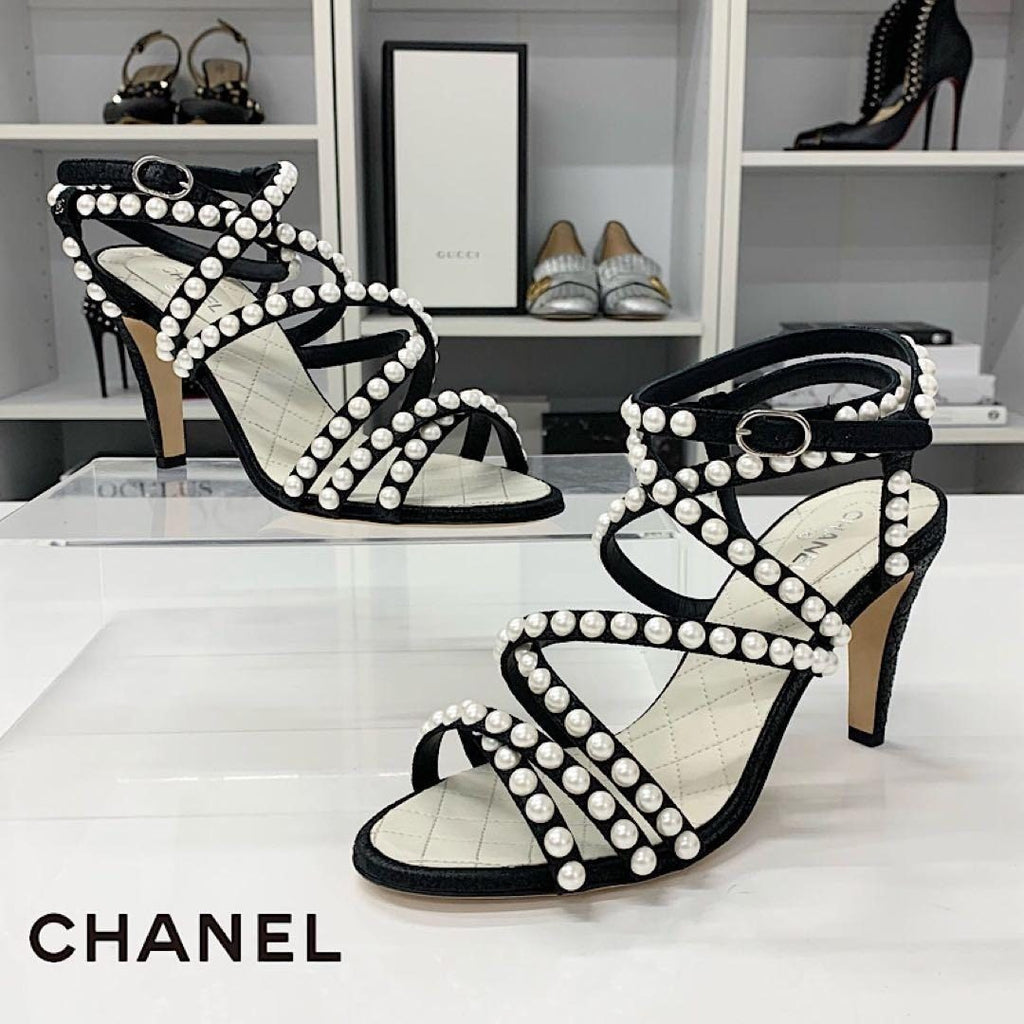 Chanel Leather CC Logo Pearl Quilted Strap Sandals Black