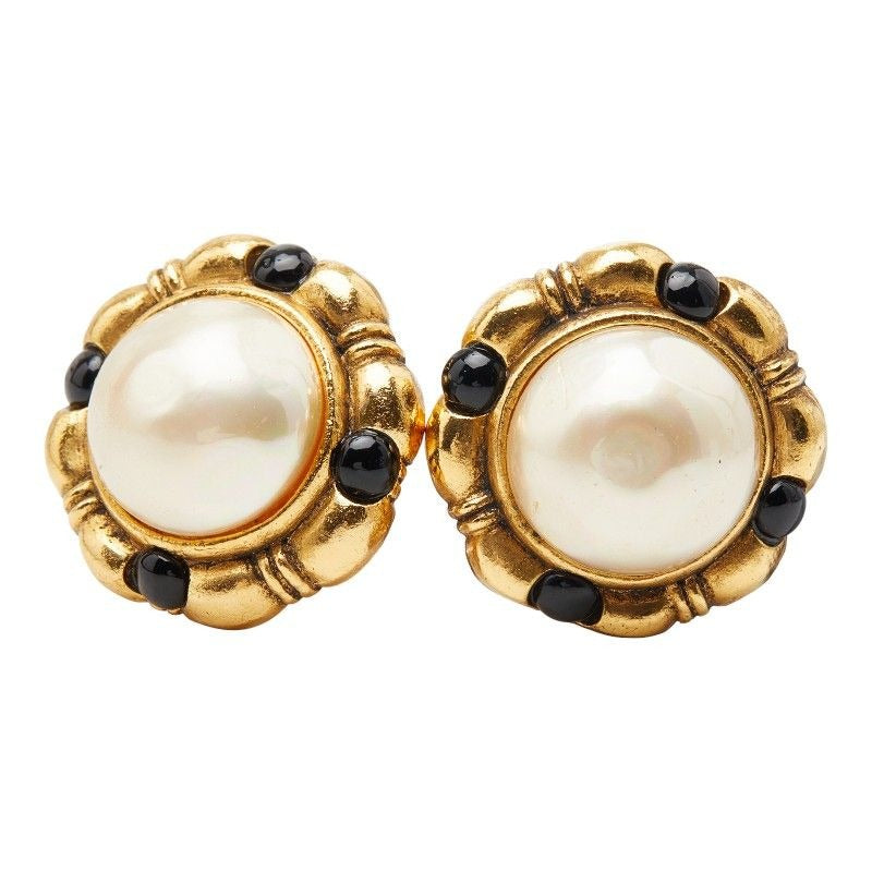 Chanel Vintage Pearl Gold Plated