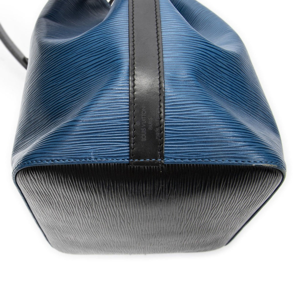 Louis Vuitton Noe Bicolor Blue Black Epi — view 8