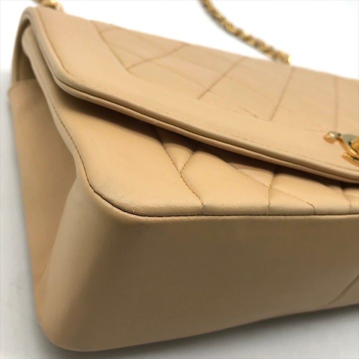 Chanel Diana CC Logo Quilted Lambskin Turnlock Chain Shoulder Bag Beige — view 5