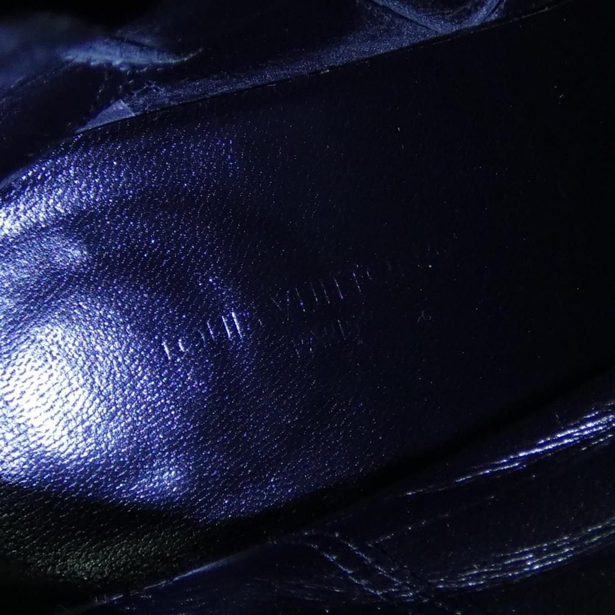 Louis Vuitton Silhouette Line Boots — view 6