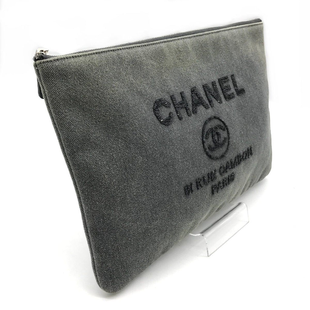 Chanel CC Logo Deauville Denim Sequin Clutch Gray Jeans — view 4