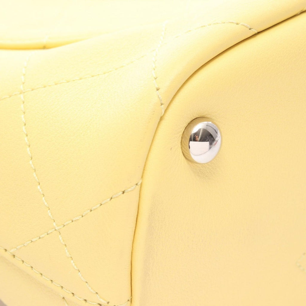Chanel Shoulder Bag Quilted Bucket Yellow Leather 2-Way — view 7