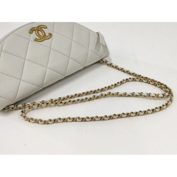 Chanel Body Bag Quilted Lambskin As4991 White — view 4