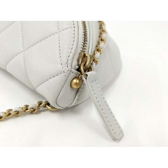 Chanel Body Bag Quilted Lambskin As4991 White — view 5