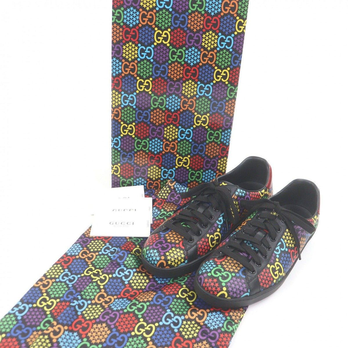 Gucci Leather GG Logo Star Allover Pattern Low Cut Sneakers Black — view 2