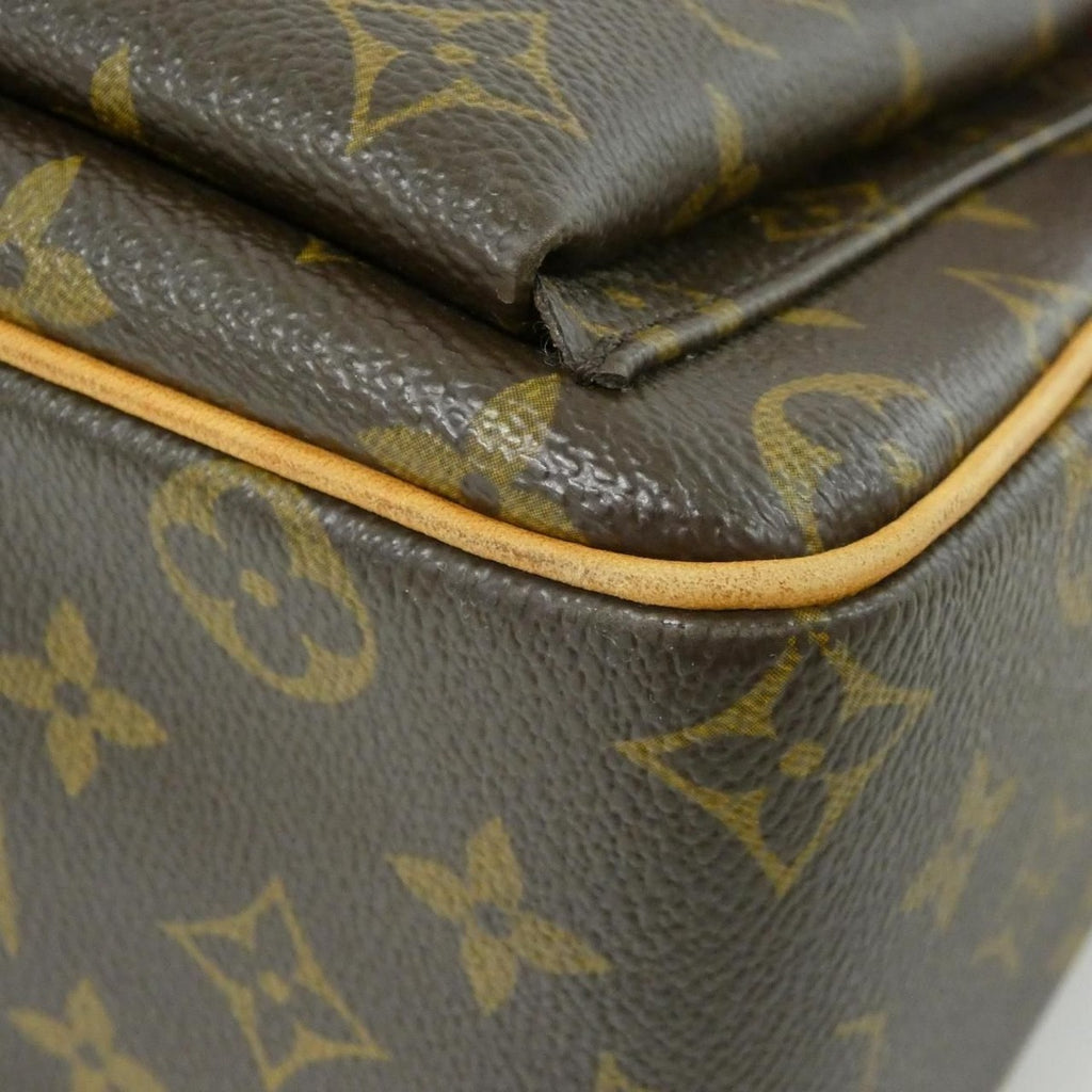 Louis Vuitton Monogram Viva-Cite GM Shoulder Bag — view 3