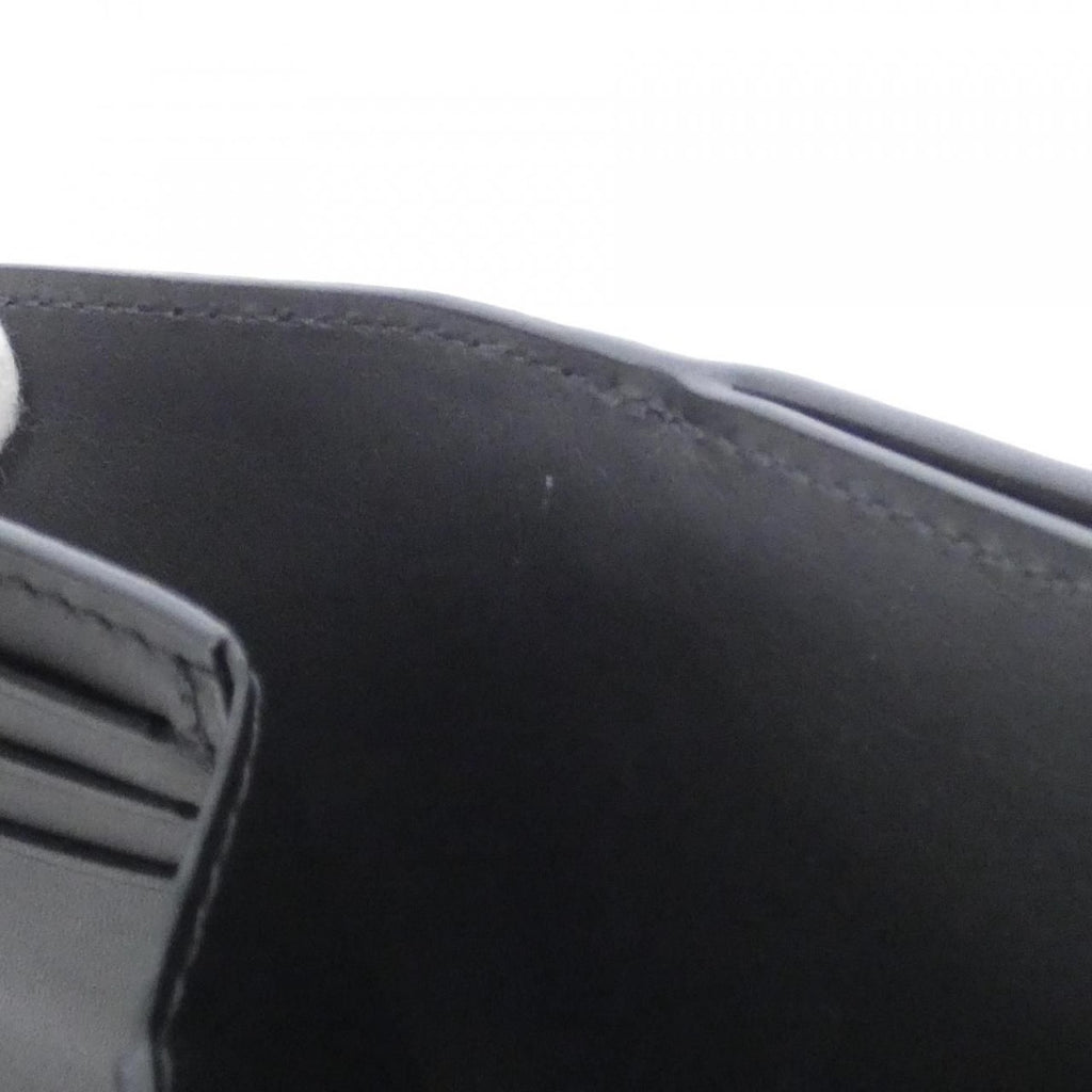 Louis Vuitton Taurillon Monogram Portefeuille Pilot Wallet — view 6